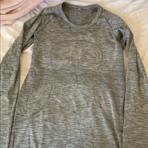 lululemon swiftly long sleeve top! - Picture 2 of 7